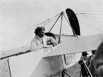 Circuit of Britain air race: Jules Vedrines vid Shoreham Control, Sussex, 1911 1933.