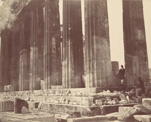 [Detaljer om Colonnaden of the Parthenon, Aten], ca. 1870-talet.