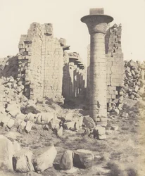 Karnak Thebe, Palace Courtyard - Utsikt från punkt I, 1851-52, tryckt 1853-54.