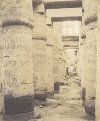 Karnak Thebe, Palace - Hypostyle Hall - Fönster och huvudstäder i ..., 1851-52, tryckt 1853-54.
