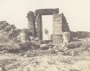 Karnak Thebe, First Pylon - Ruins of the Gate and the Colossi, ..., 1851-52, tryckt 1853-54.