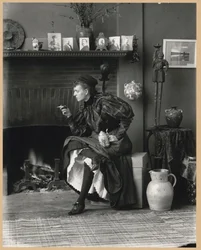 Frances Benjamin Johnston, självporträtt (som "New Woman")