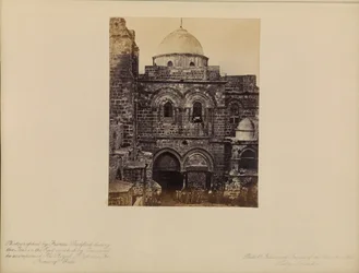 Jerusalem - Fasaden på den heliga gravens kyrka