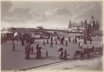 Rhyl. Paviljongen och piren