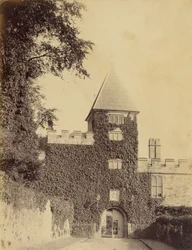 Entréport och torn, Lismore Castle