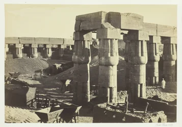 Del av det stora templet The Government Stores, Luxor, 1857.