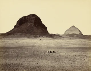 Pyramiderna i Dahshur, från öster