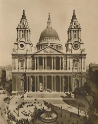 Den stora kyrkan byggd av Wren på platsen för gamla St. Pauls, c1935.