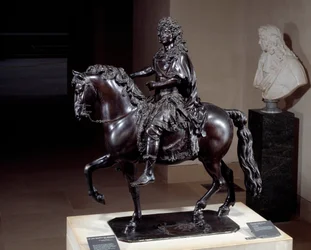 Ryttarstaty av kung Ludvig XIV (1638-1715) i brons, gjuten med cire perdue-metoden. Skulptur av François Girardon (1628-1715). 1600-tal. H. 1,02 x 0,98 x 0,5 m, Paris, Musée du Louvre
