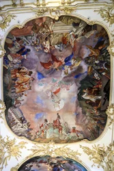Takfresk i det stora galleriet i slottet Schönbrunn, Martial Allegory, Wien, Österrike
, 2024 (foto)