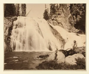 Gibbon Falls, 84 fot