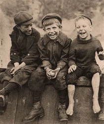 Tre glada pojkar, 1889
