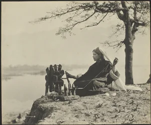 En Kashmiri (Mahomedan) snurrar