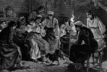 Rysk sed: tuppens horoskop. På nyårsafton lägger de unga flickorna att gifta sig mat vid deras fötter. Den vars tupp plockar betet först kommer att gifta sig under året. Gravyr av De Haenen i "" The Illustrous World"" nr 1241 av 8 januari 188