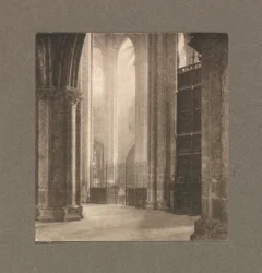 Kameraarbete: Höjd och ljus i Bourges katedral