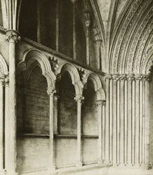 Katedralen i Ely: Galilee Porch, detaljer
