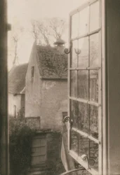 Från ett fönster på Kelmscott Manor, 1896 (platinatryck)