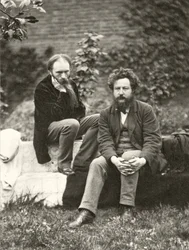 Porträttfotografi av Sir Edward Burne-Jones (1833-98) och William Morris (1834-96) av Frederick Hollyer (1837-1933) (sepiafoto)