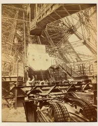 Utrustning för att driva hisssystemet på Eiffeltornet, c.1888