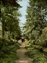 Trädgårdsstig i Claude Monets trädgård, Giverny