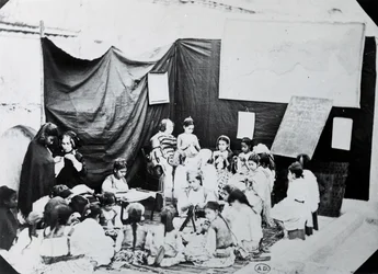 Flickskola i Algeriet, 1860