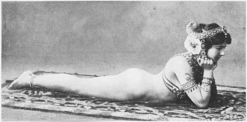 Mata Hari, ca 1905