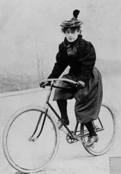 Kvinna på cykel, 1894