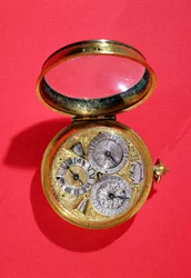 Kalenderur, ca 1690 (förgylld mässing)