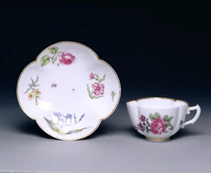Kopp och fat, Vincennes, ca 1745-52 (porslin)