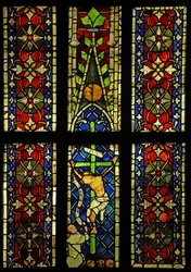 Skildrar korsfästelsen ursprungligen från St Franciskanernas kyrka i Colmar?