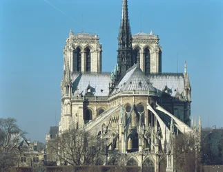 Östra delen av Notre Dame, 1163-1345