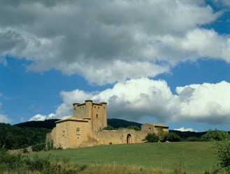 Exteriör vy av fästningen, byggd 1038-43