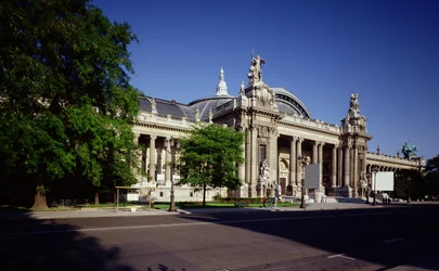 Fasaden på Grand Palais, byggd av Henri Deglane (1855-1931), Albert Louvet (1860-1936) och Albert Thomas (1847-1907), 1897-1900