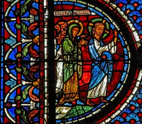 Maria Magdalenas fönster: Maria, Marta och Jesus går till Lasarus grav (w46)