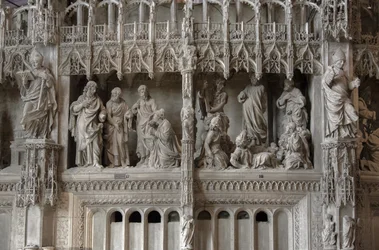 Scen för kören i katedralen i Chartres: förvandling, jesus och kananéerna