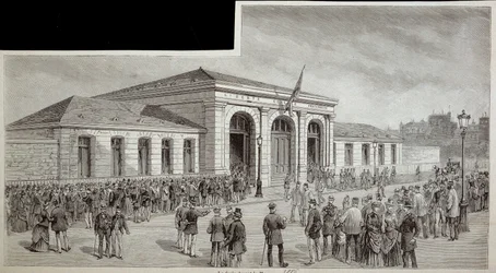 Folkmassan framför bårhuset i Paris 1886.