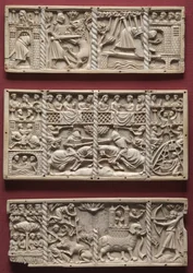 Tre paneler från en kista med scener från höviska romanser, ca 1330-1350