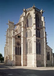 Utsikt över kyrkans chevet, byggd 1260-1320