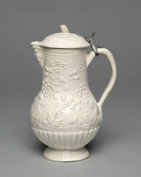 Vattenkanna, tillverkad av Pont-aux-Choux Factory, ca 1770