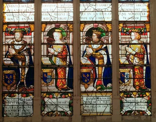 Fönster föreställande Jacques de Bourbon (1315-61) Comte de la Marche, Jeanne de Chatillon-Saint-Pol (d.1371) Jean I de Bourbon (1361-94) och Catherine, Comtesse de Vendome