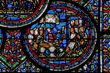 Fönster w23 som visar St Thomas Becket seglar mot England