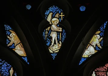 Fönster w27 föreställande St Michael