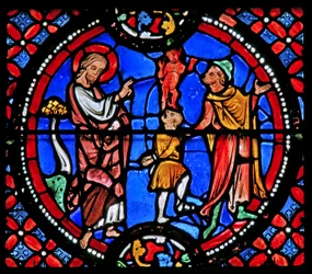 Fönster w9 som visar St Andrew exorcierar en demon