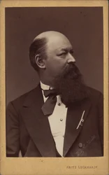 Porträtt av kompositören Franz von Suppè 1819-1895, ca. 1880.