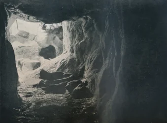 Igloo Passage, 1912, 1913