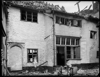 The Great Hall, 127 Oak Street, Norwich, Norfolk, 1942.