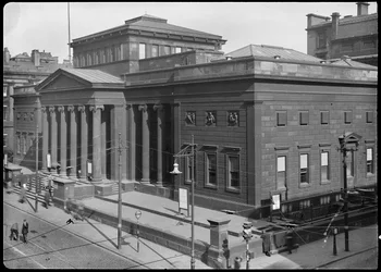 City Art Gallery, Mosley Street, Manchester, 1942.