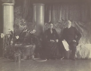 Herr och fru Charles L. Tiffany i Louis C. Tiffanys studio, ca. 1890.