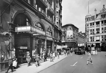 Piccadilly Circus Station, Haymarket-entrén, Westminster, London, c1930-talet