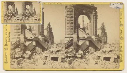 Stereograf av Bryan Block i nordvästra hörnet av Monroe och LaSalle Streets efter Chicago-branden 1871, 1871 (bw-foto på kortfäste)